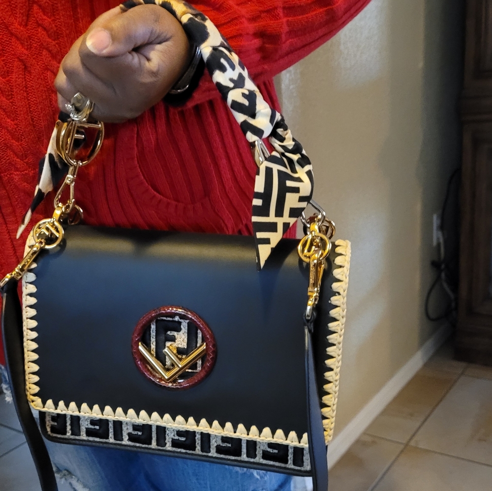 Fendi python accent crossbody bag - Picture 3 of 4
